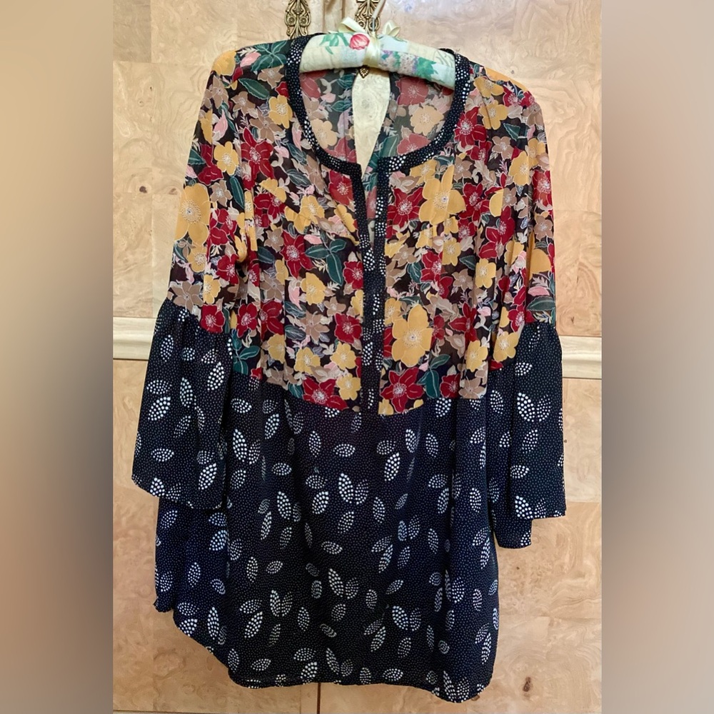 Suzanne Betro Tunic Boho Top Size XL - Picture 2 of 9